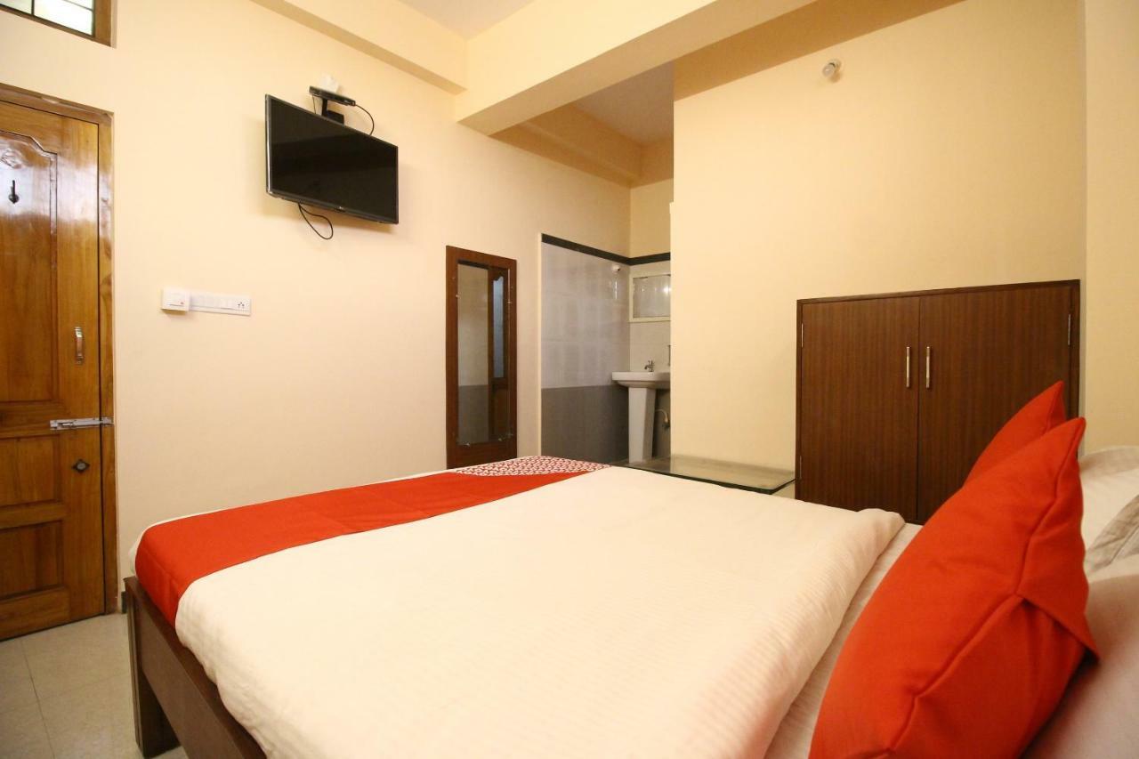 Oyo Flagship 30734 Jeevan Lodge Шимога Экстерьер фото