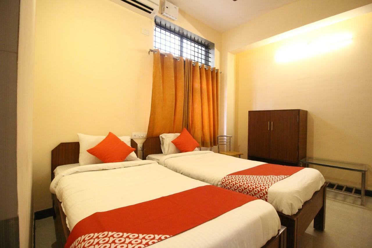 Oyo Flagship 30734 Jeevan Lodge Шимога Экстерьер фото