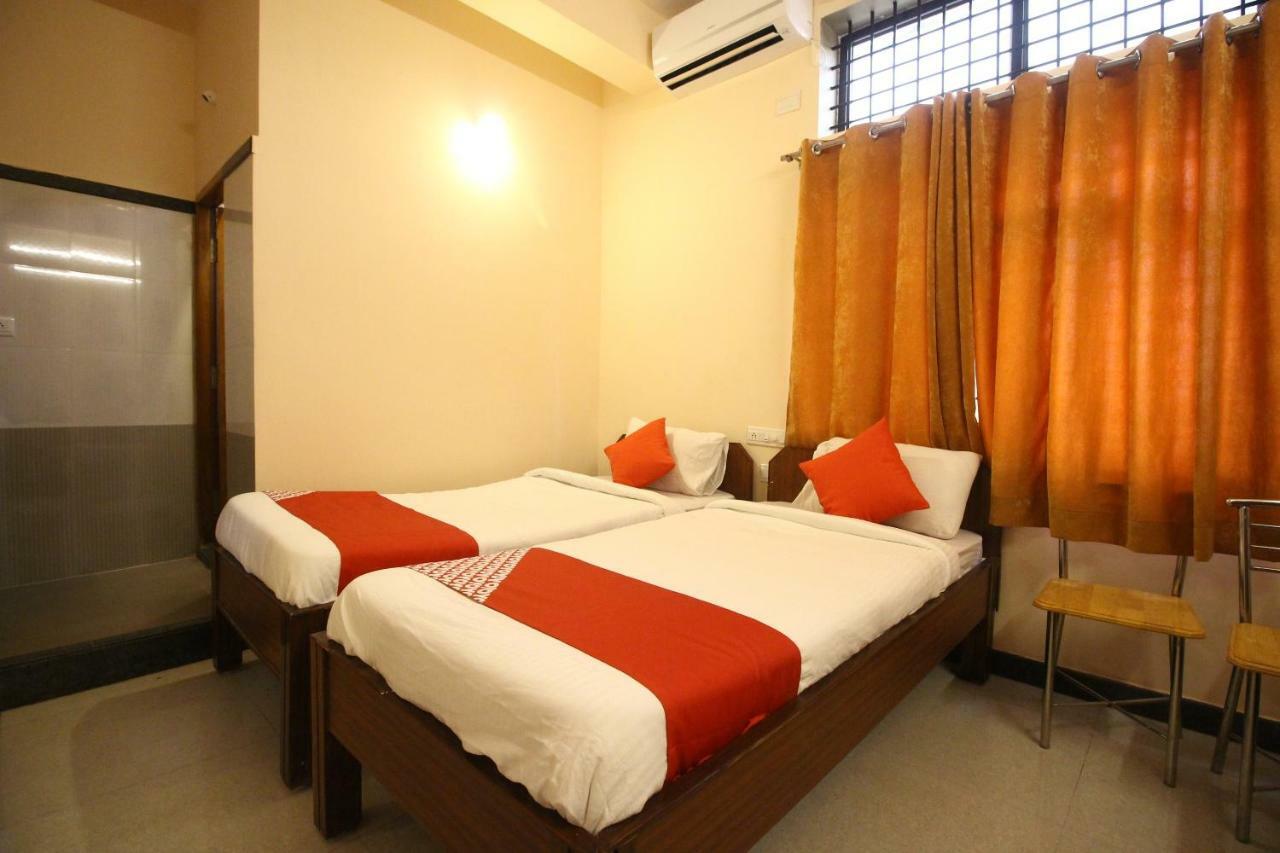 Oyo Flagship 30734 Jeevan Lodge Шимога Экстерьер фото