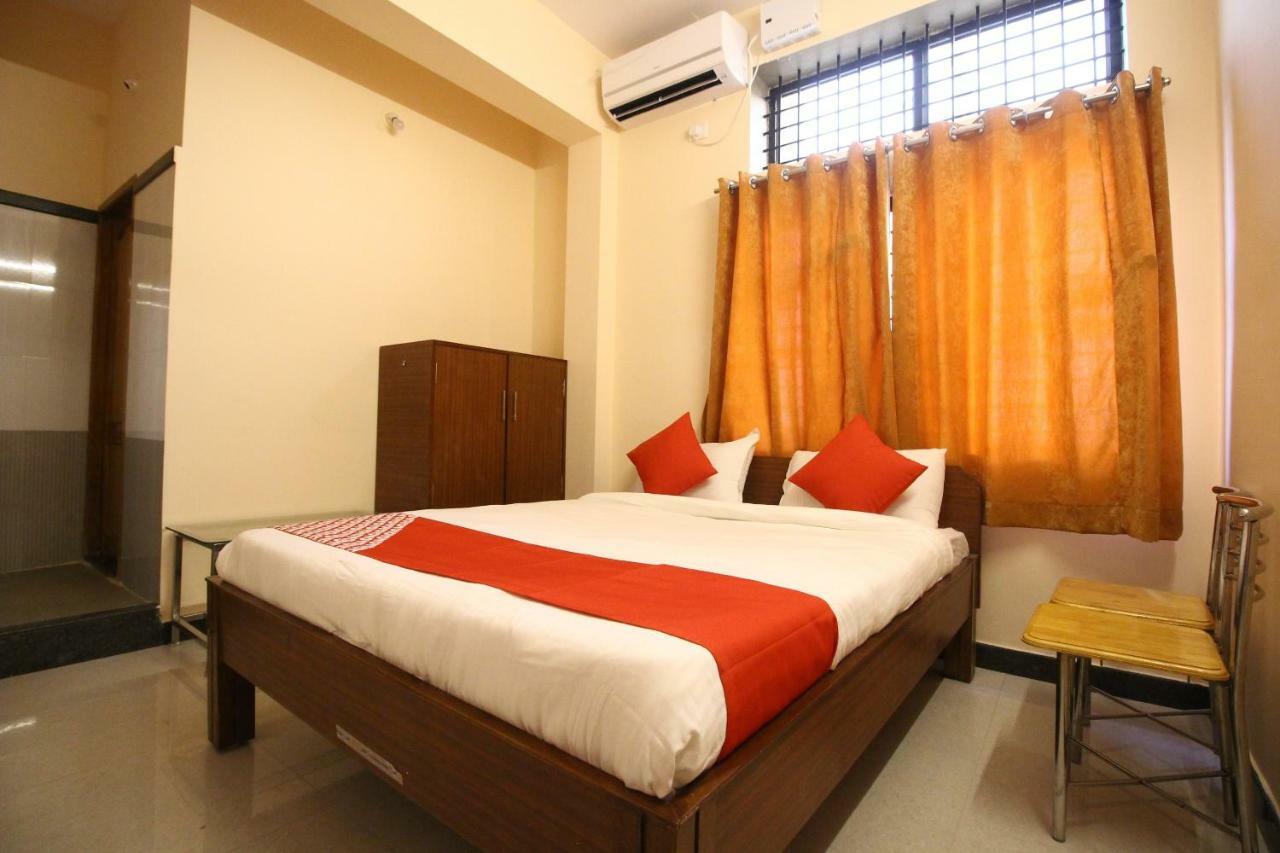 Oyo Flagship 30734 Jeevan Lodge Шимога Экстерьер фото
